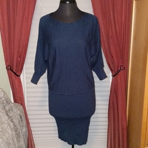 Maggy London Dresses & Skirts - Maggy London Medium Blue Merino Wool Sweater Dress